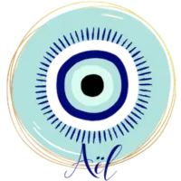Logo circulaire d’Aël Medium, un œil stylisé en bleu et doré 